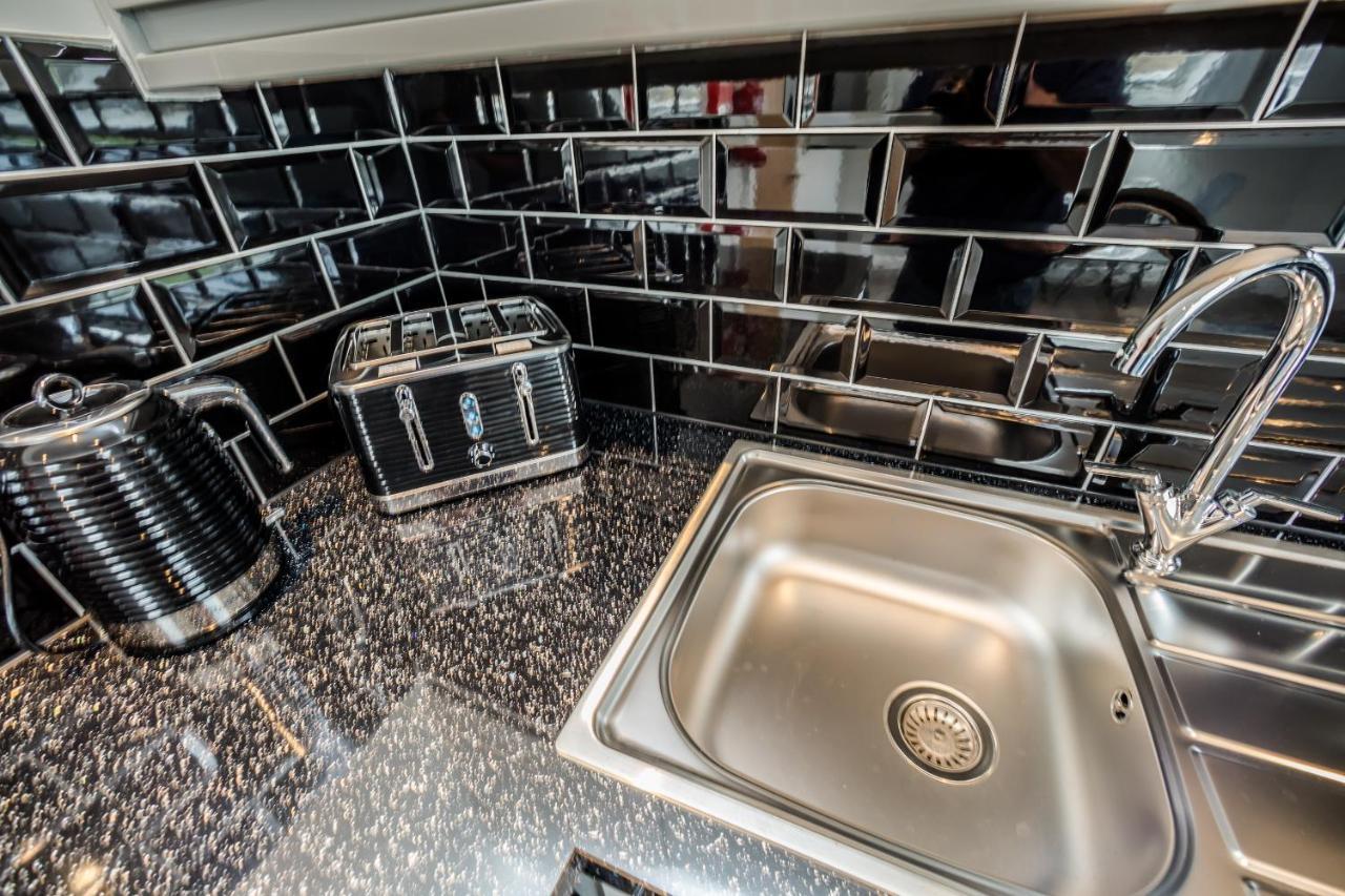 Stay Suites Huddersfield Eksteriør bilde